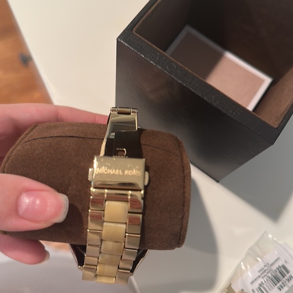 Michael Kor’s Watch - Picture 2 of 4